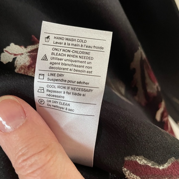 Vince Skirt and Blouse set, size L - Picture 9 of 10